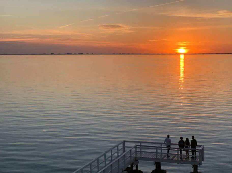 Cool Notes - Enjoy The Sounds Of The Bay Tampa